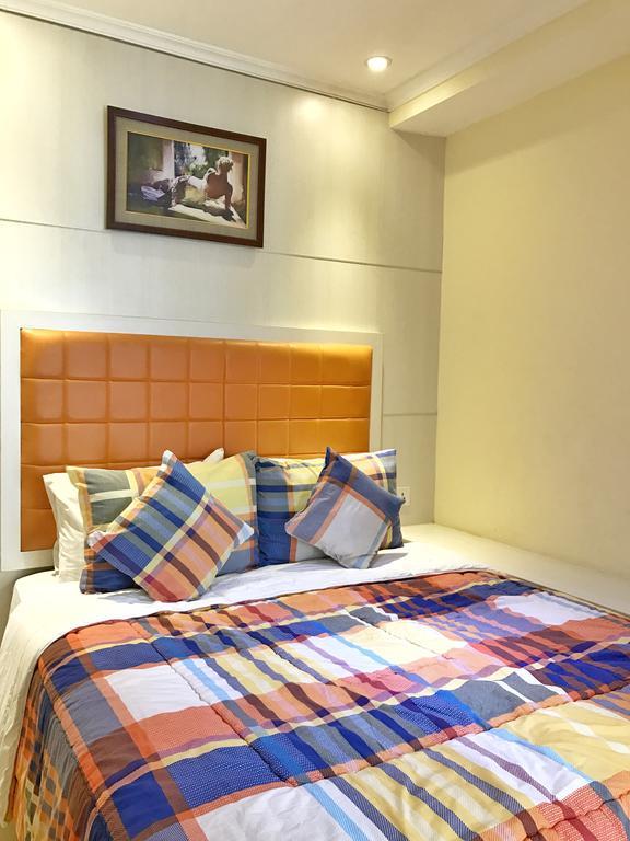 Ravarine Suite Apartment Yakarta Exterior foto